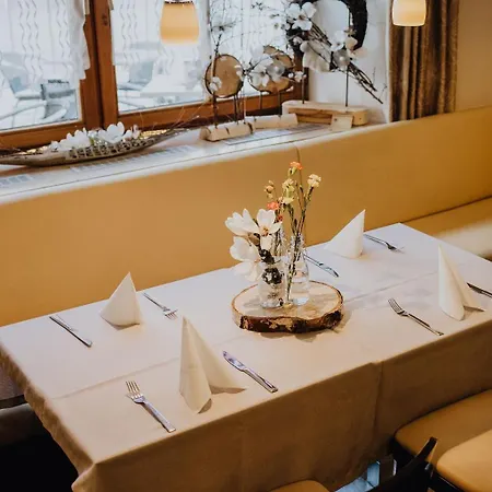 Bauer Gaestezimmer 3* Kipfenberg