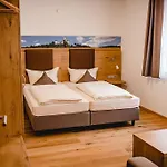 Bauer Gaestezimmer 3*