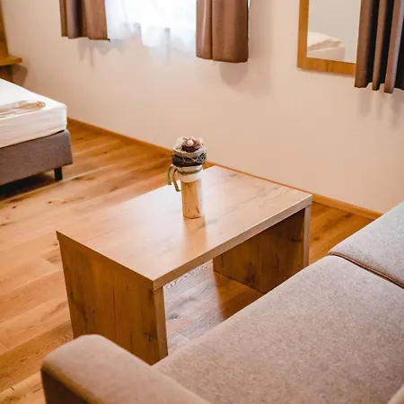 بيت ضيافة Bauer Gaestezimmer 3*
