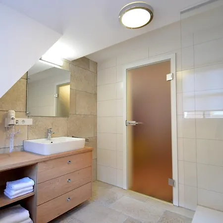 Bauer Gaestezimmer 3*