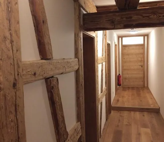 Bauer Gaestezimmer 招待所 3*